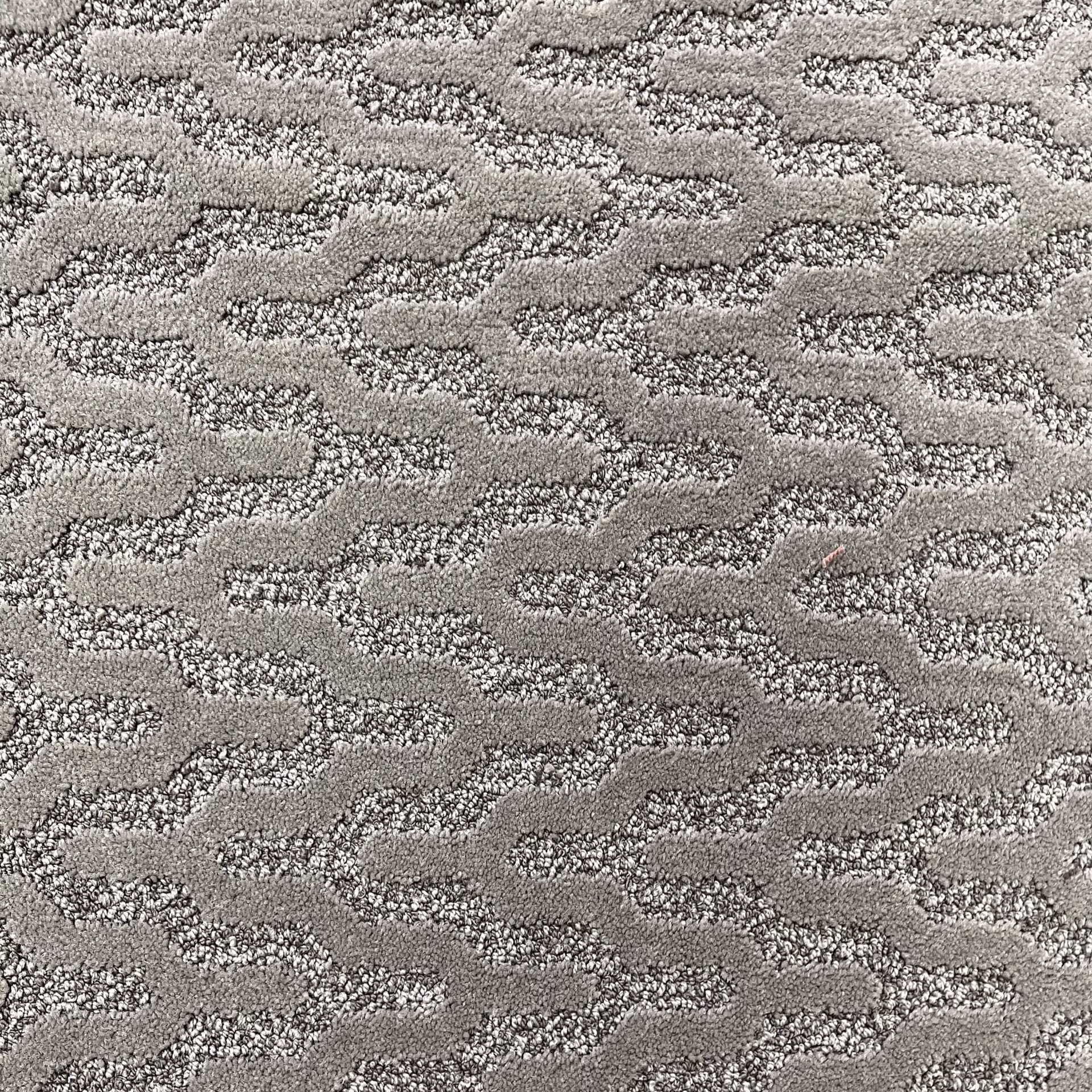 Wall-to-wall home carpet for Dubai residences by Mostafawi Carpets